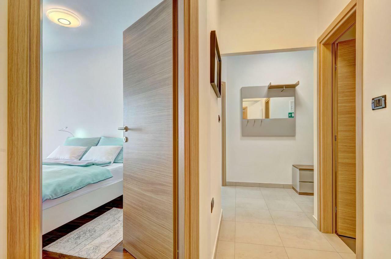 Pr Apartment Фажана Екстер'єр фото